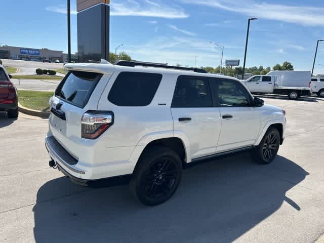 Thumbnail: 2021 Toyota 4Runner - 25