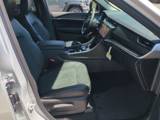Thumbnail: 2026 Jeep Grand Cherokee - 22