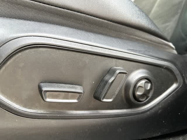 Thumbnail: 2023 Jeep Grand Cherokee L - 12