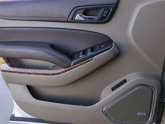 Thumbnail: 2015 Chevrolet Suburban - 31