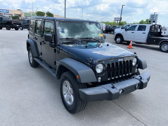 Thumbnail: 2016 Jeep Wrangler - 23