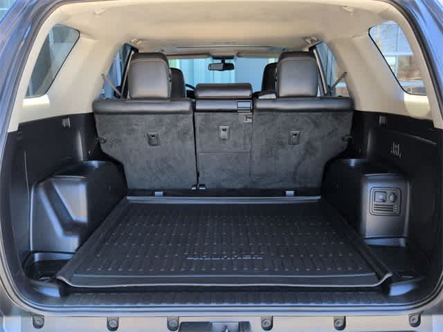 Thumbnail: 2017 Toyota 4Runner - 36