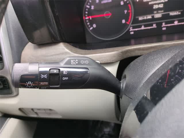 Thumbnail: 2022 Kia Sorento - 28