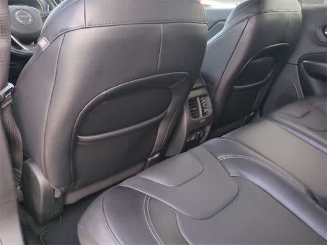 Thumbnail: 2021 Jeep Cherokee - 18