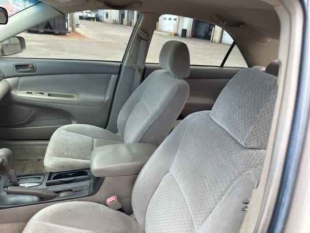 Thumbnail: 2002 Toyota Camry - 3