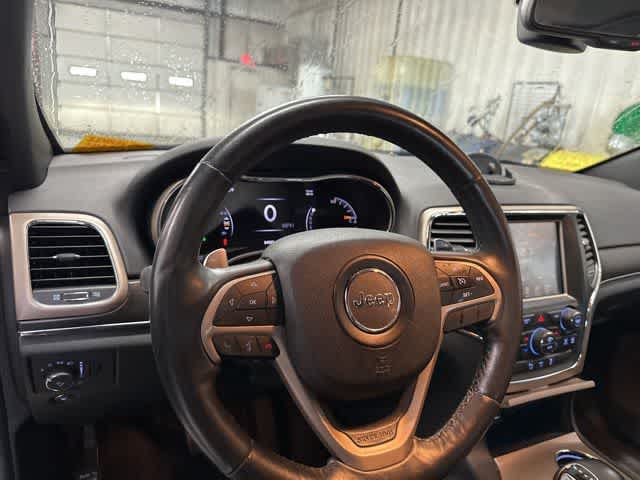 Thumbnail: 2015 Jeep Grand Cherokee - 13