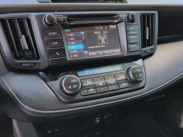 Thumbnail: 2018 Toyota RAV4 - 28