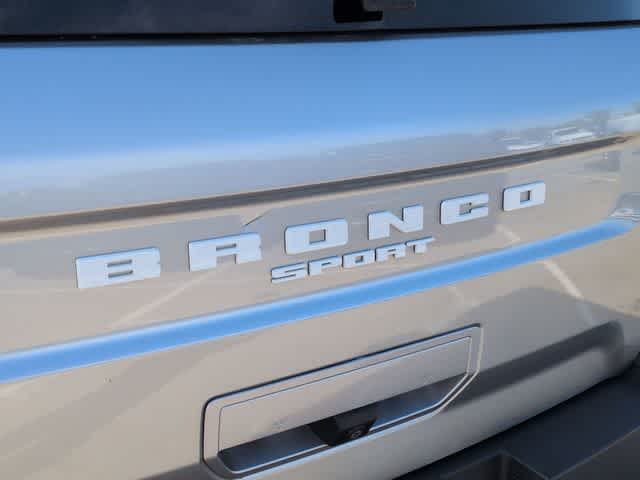 Thumbnail: 2021 Ford Bronco Sport - 13