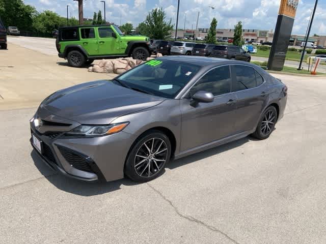 Thumbnail: 2021 Toyota Camry - 13