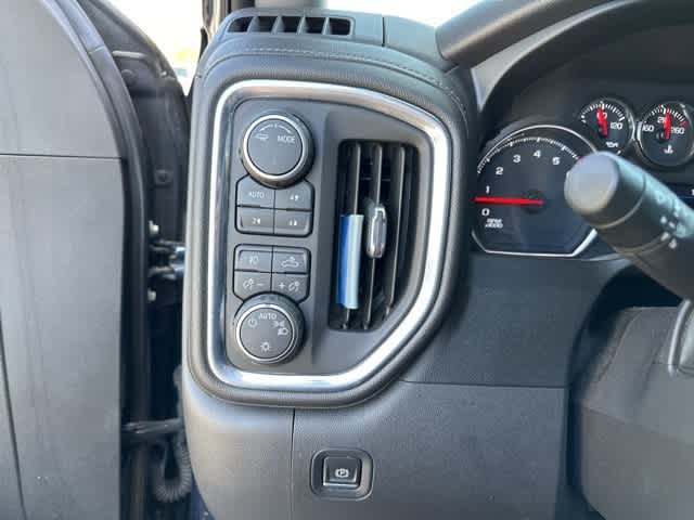 Thumbnail: 2021 Chevrolet Silverado 1500 - 11