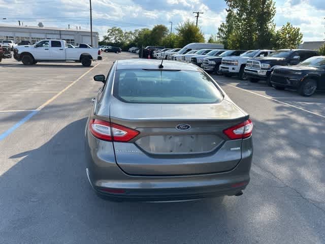 Thumbnail: 2014 Ford Fusion - 16