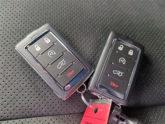 Thumbnail: 2025 Jeep Grand Cherokee - 34