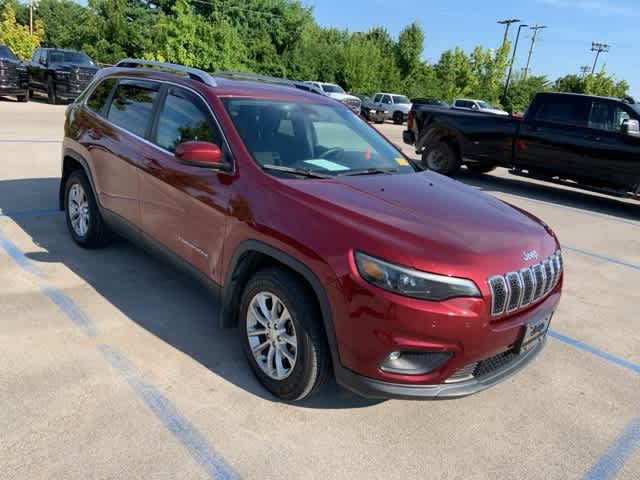 Thumbnail: 2019 Jeep Cherokee - 16