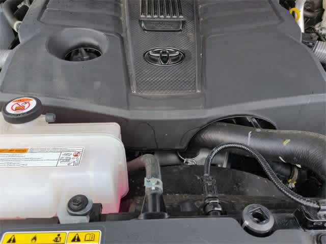 Thumbnail: 2025 Toyota Tundra - 15