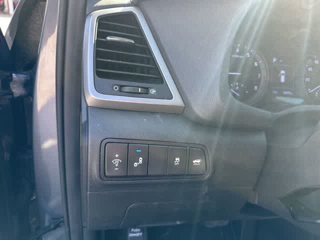 Thumbnail: 2018 Hyundai Tucson - 15