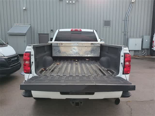 Thumbnail: 2019 Chevrolet Silverado 3500 - 35