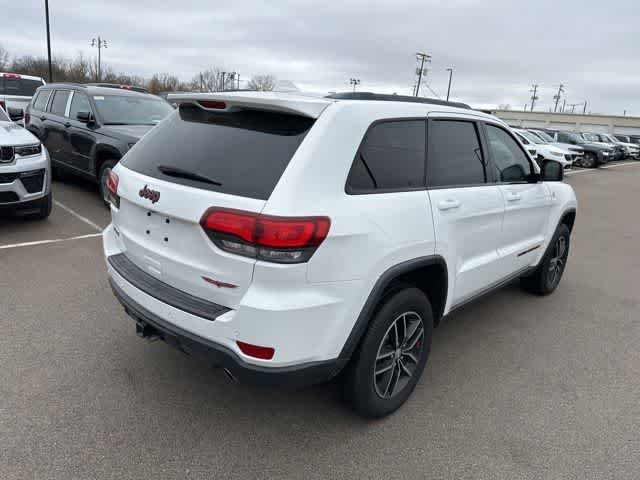 Thumbnail: 2018 Jeep Grand Cherokee - 20