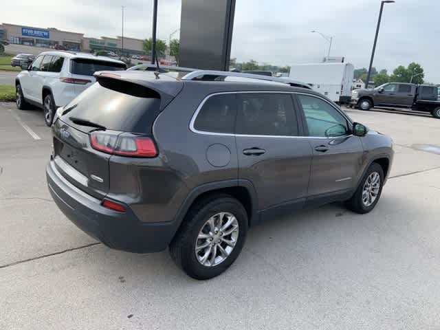 Thumbnail: 2019 Jeep Cherokee - 24