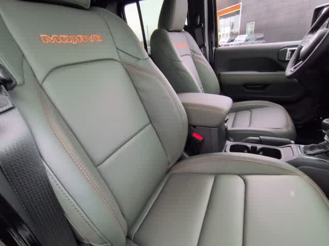 Thumbnail: 2026 Jeep Gladiator - 22