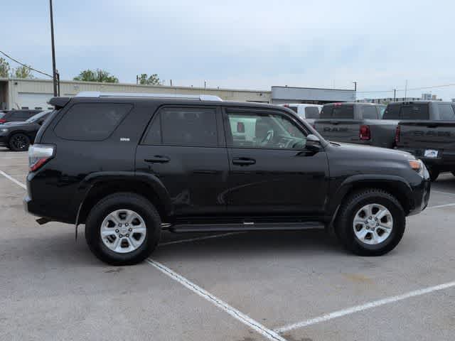 Thumbnail: 2015 Toyota 4Runner - 9