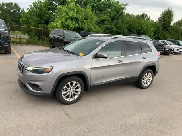 Thumbnail: 2019 Jeep Cherokee - 12