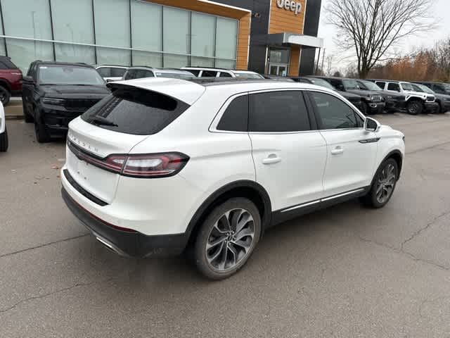 Thumbnail: 2022 Lincoln Nautilus - 25