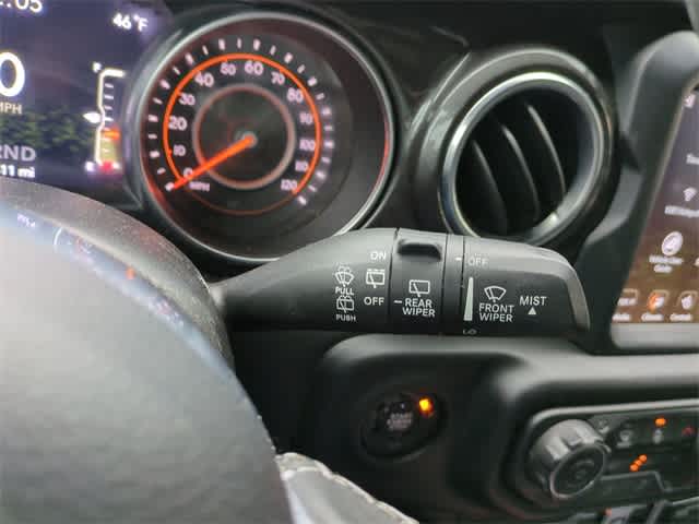 Thumbnail: 2019 Jeep Wrangler - 25