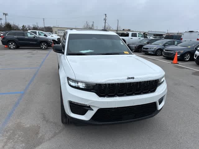 Thumbnail: 2025 Jeep Grand Cherokee - 28