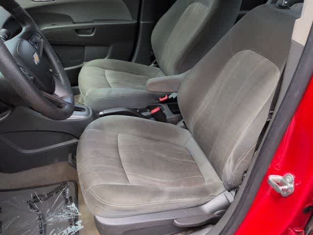 Thumbnail: 2014 Chevrolet Sonic - 16