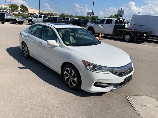 Thumbnail: 2016 Honda Accord - 25