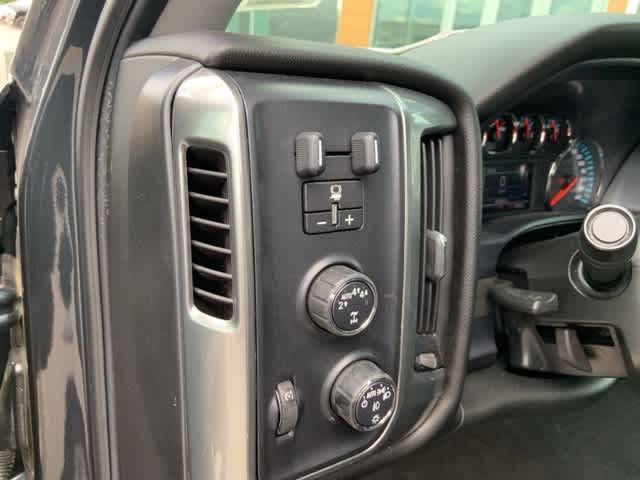 Thumbnail: 2018 Chevrolet Silverado 1500 - 9