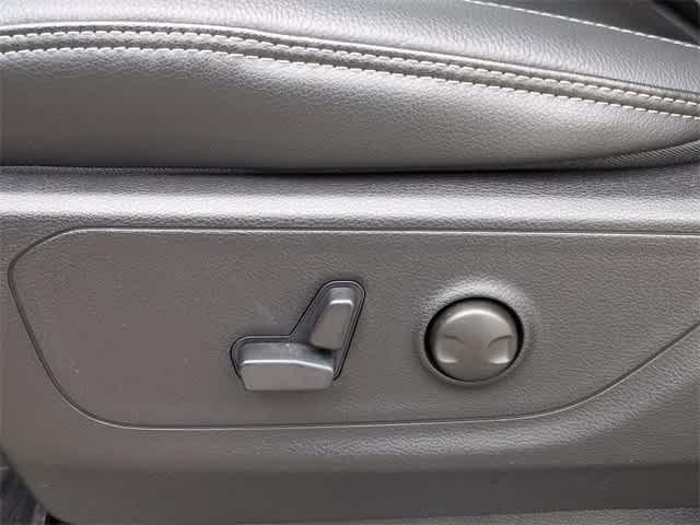 Thumbnail: 2026 RAM 1500 - 18