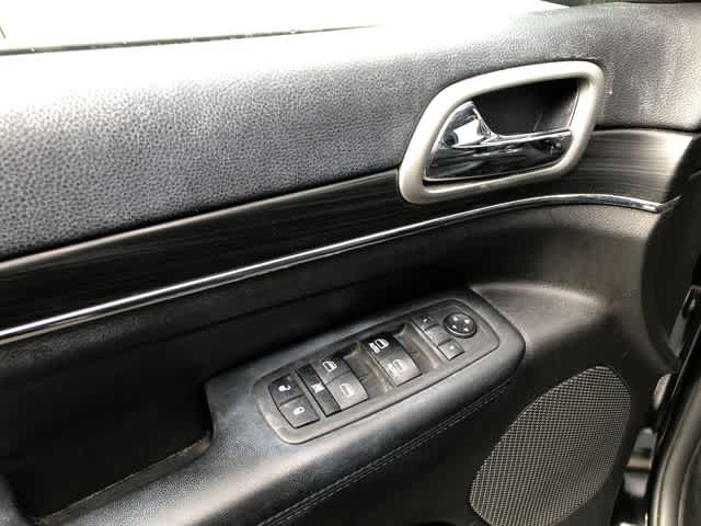 Thumbnail: 2019 Jeep Grand Cherokee - 18