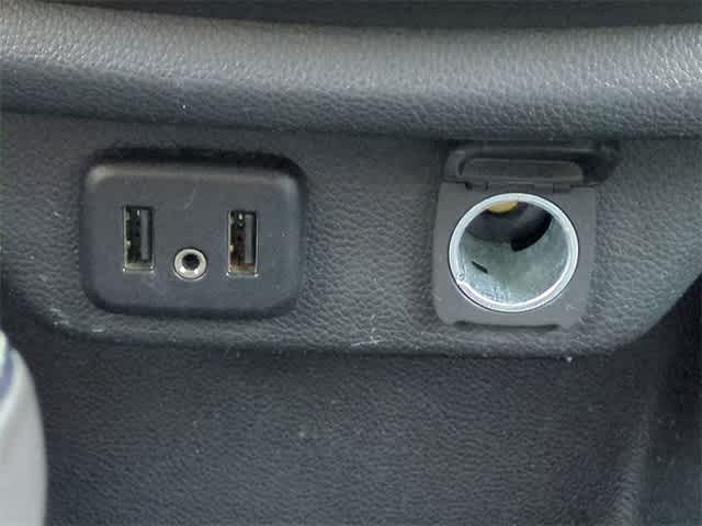 Thumbnail: 2018 Chevrolet Traverse - 31