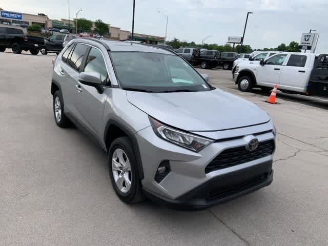 Thumbnail: 2019 Toyota RAV4 - 28