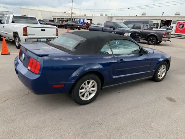 Thumbnail: 2007 Ford Mustang - 18