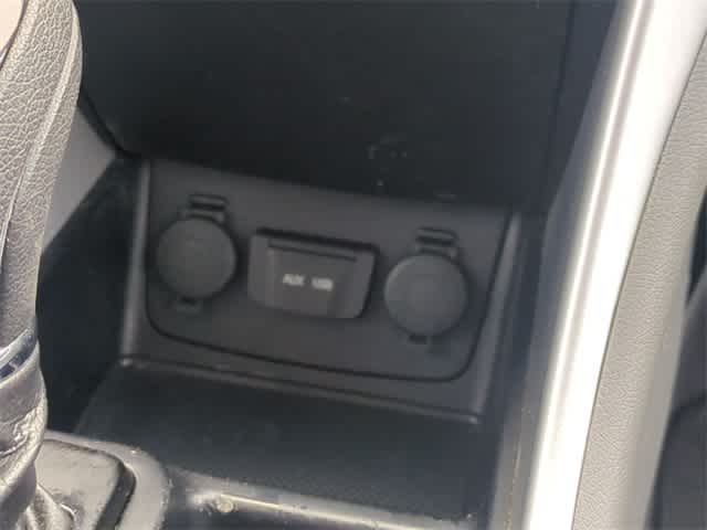 Thumbnail: 2014 Hyundai Sonata - 30