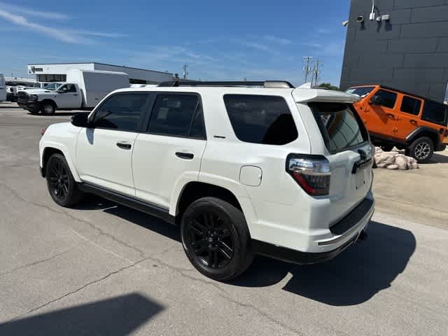 Thumbnail: 2021 Toyota 4Runner - 18