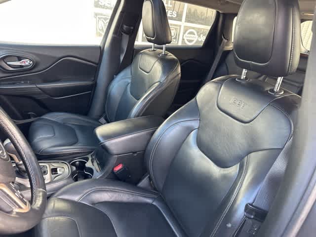 Thumbnail: 2015 Jeep Cherokee - 4