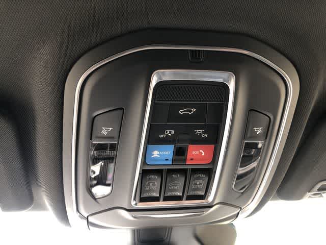 Thumbnail: 2026 Jeep Grand Cherokee L - 30