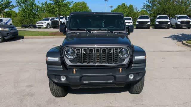 Thumbnail: 2026 Jeep Wrangler - 3