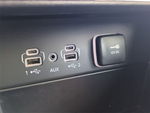 Thumbnail: 2025 Jeep Grand Cherokee L - 32