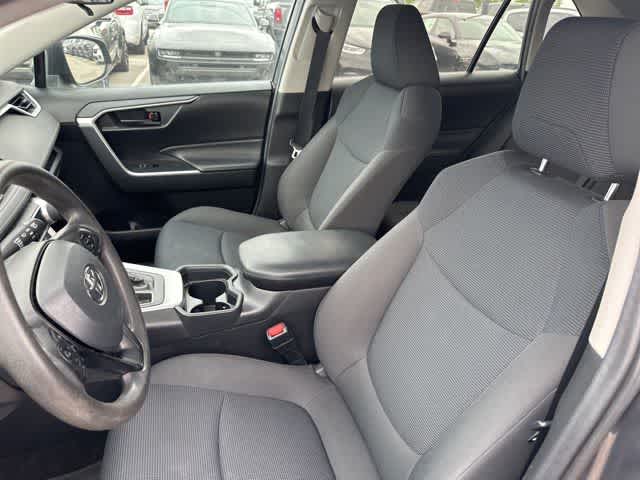 Thumbnail: 2020 Toyota RAV4 - 3