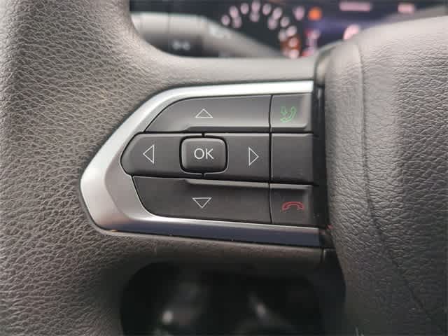 Thumbnail: 2022 Jeep Compass - 22