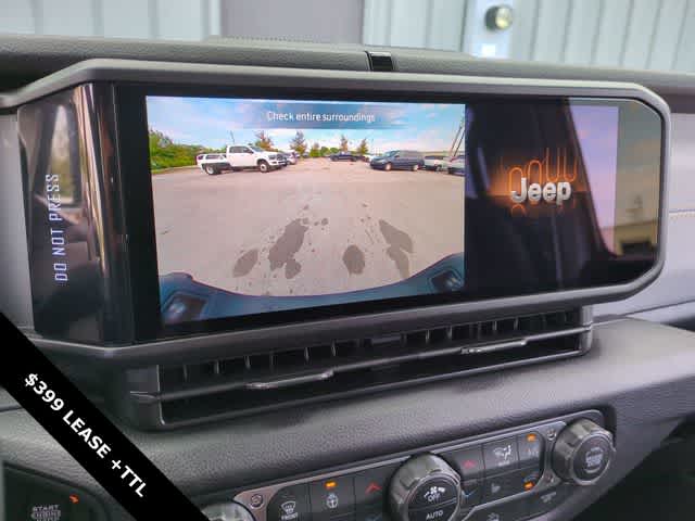 Thumbnail: 2025 Jeep Gladiator - 29