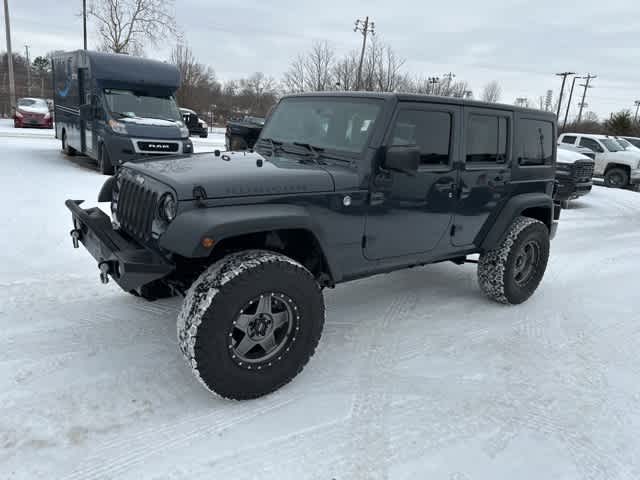 Thumbnail: 2016 Jeep Wrangler - 11