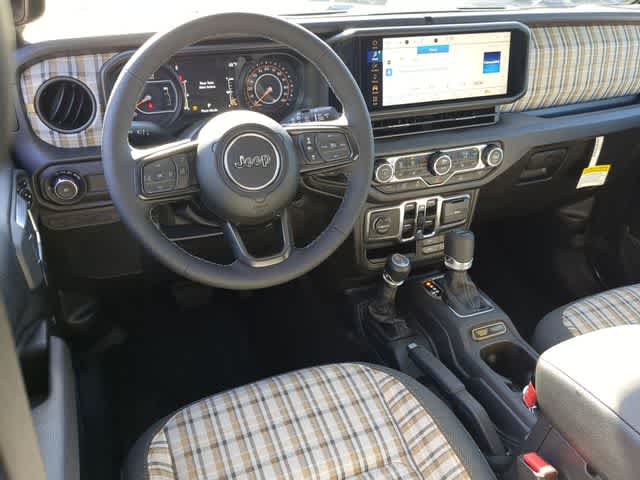 Thumbnail: 2026 Jeep Wrangler - 15