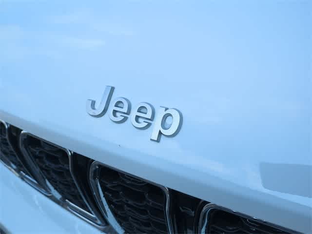 Thumbnail: 2025 Jeep Grand Cherokee L - 12