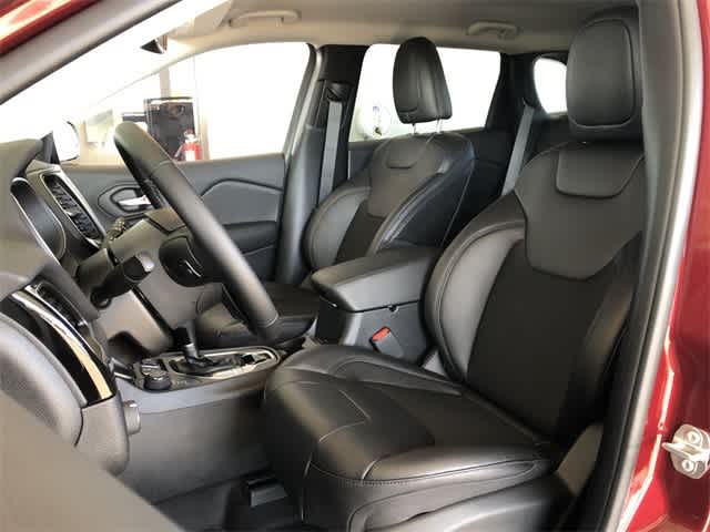 Thumbnail: 2020 Jeep Cherokee - 12