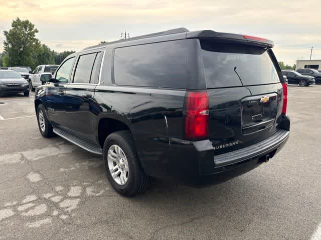 Thumbnail: 2016 Chevrolet Suburban - 7